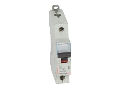 Wyłącznik nadprądowy S 301 1P C 32A 6000A serii DX3 | 407673 Legrand