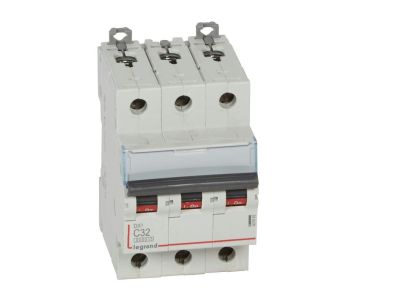Wyłącznik nadprądowy S 303 3P C 32A 6000A serii DX3 | 407862 Legrand