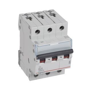 Wyłącznik nadprądowy S303 3P B 25A 6kA serii TX3 | 403404 Legrand Wyłącznik nadprądowy S303 3P B 25A 6kA serii TX3 | 403404 Legrand
