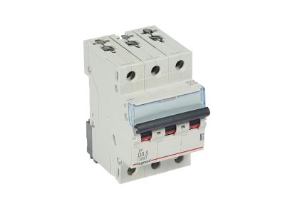 Wyłącznik nadprądowy S 303 3P D 0,5A 6000A serii TX3 | 403746 Legrand