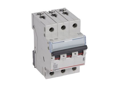 Wyłącznik nadprądowy S303 3P D 32A 6kA serii TX3 | 403758 Legrand