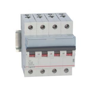 Wyłącznik nadprądowy S304 4P C 32A 6kA serii TX3 | 403565 Legrand Wyłącznik nadprądowy S304 4P C 32A 6kA serii TX3 | 403565 Legrand