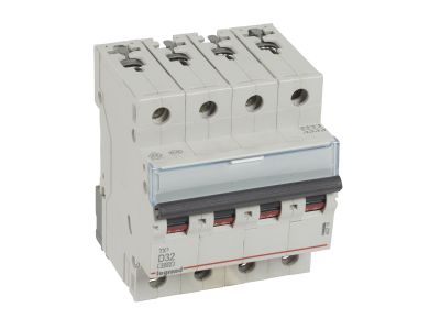 Wyłącznik nadprądowy S 304 4P D 32A 6000A serii TX3 | 403775 Legrand